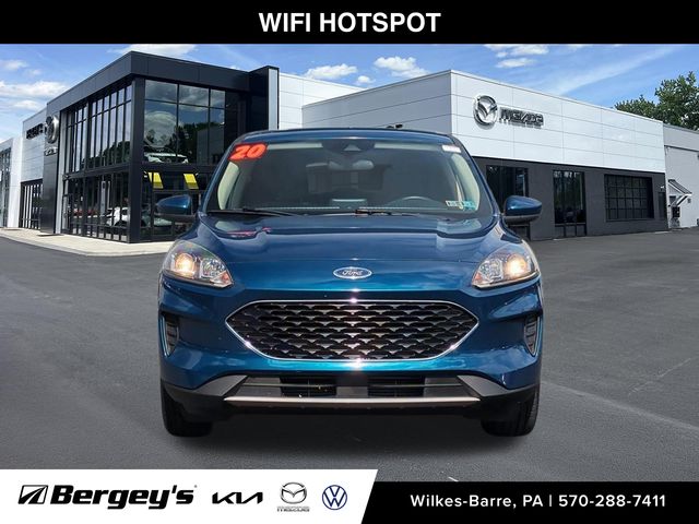 Used 2020 Ford Escape SE with VIN 1FMCU9G62LUA91488 for sale in Colmar, PA