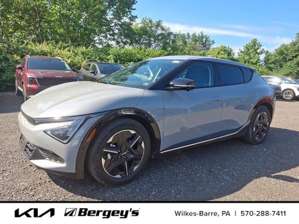 New 2025 Kia EV6 Wind SUV