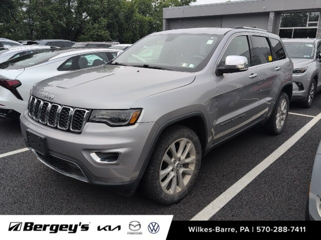 Used 2017 Jeep Grand Cherokee Limited 4x4 SUV