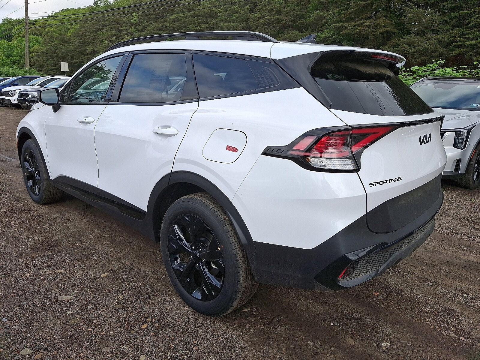 2025 Kia Sportage X-Line photo 3