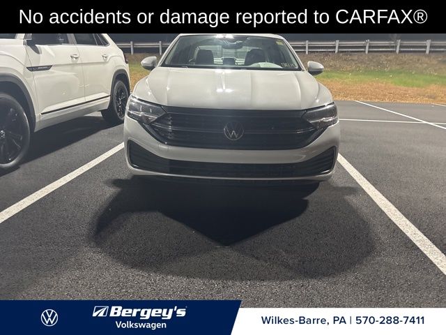 2023 Volkswagen Jetta 1.5T SE photo 2