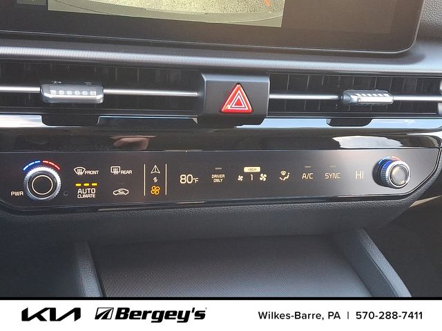 2026 Kia Sportage EX Hybrid - Photo 13