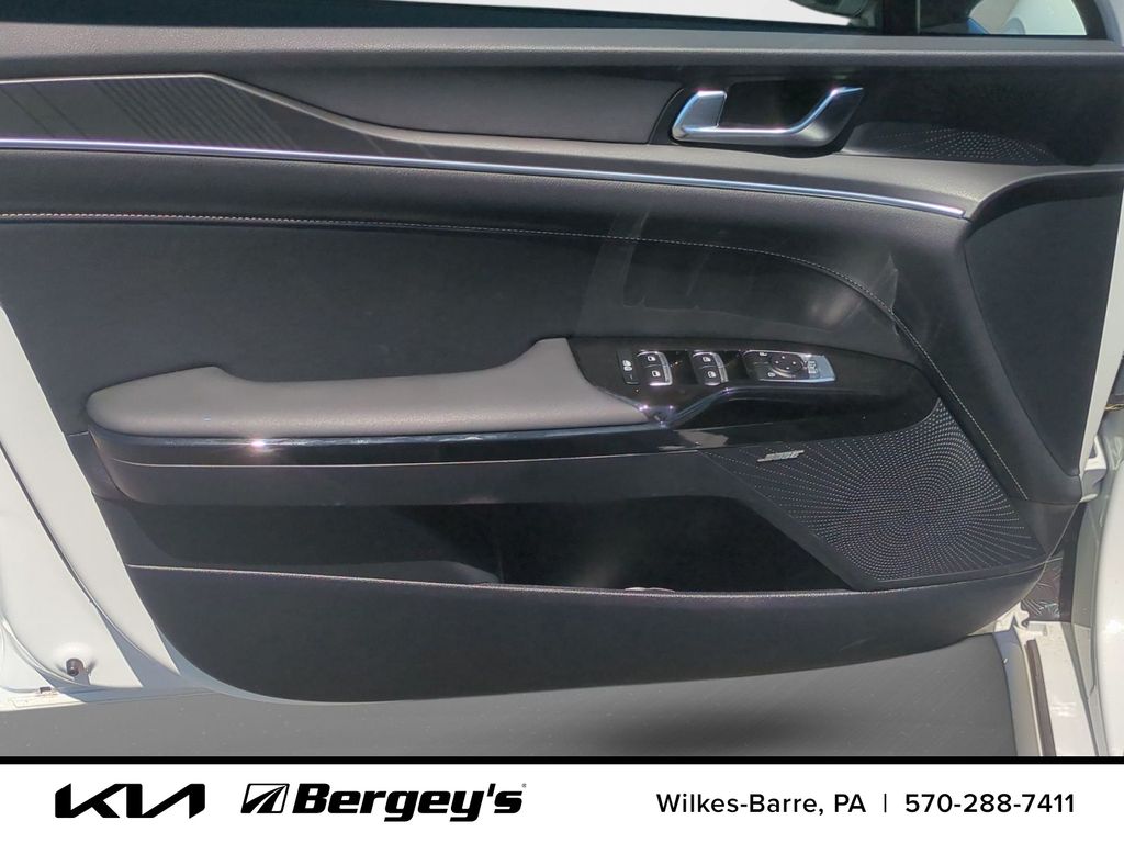 2026 Kia K5 GT-Line - Photo 14