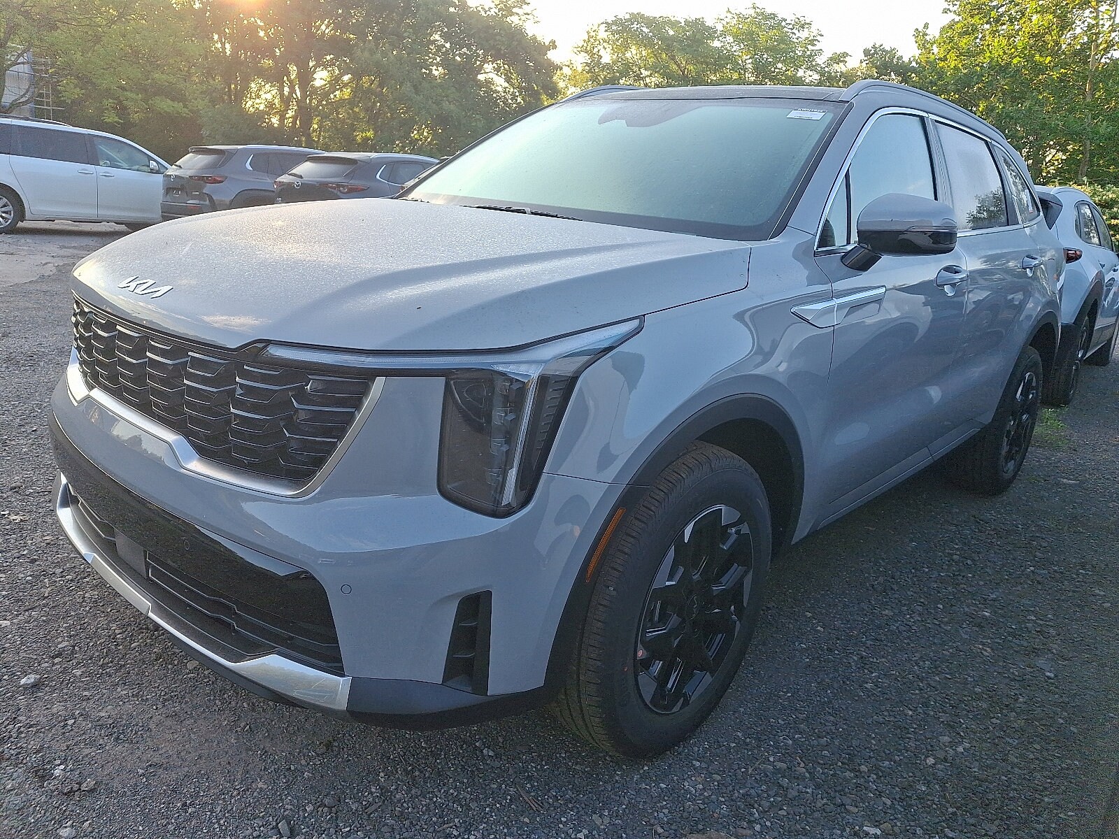 2026 Kia Sorento S photo 3