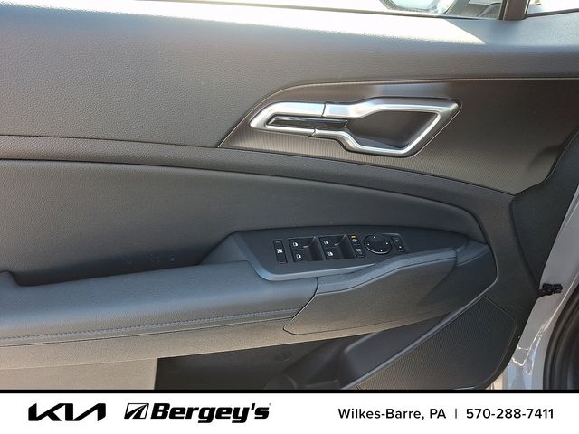 2026 Kia Sportage EX Hybrid - Photo 8