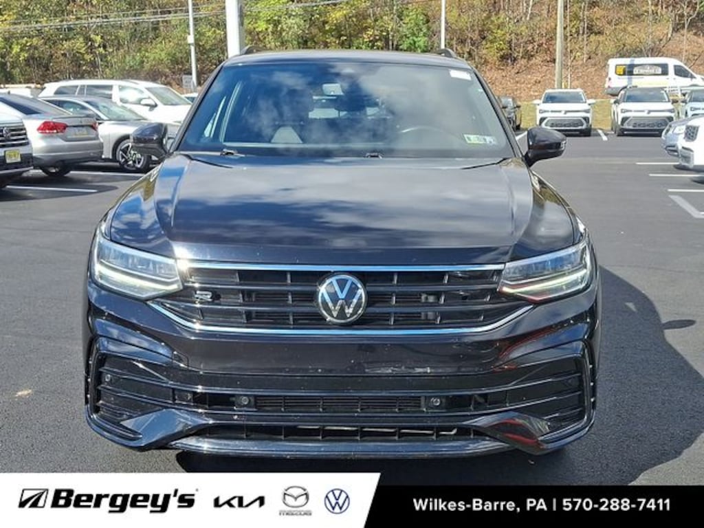 Used 2022 Volkswagen Tiguan 2.0T SE R-Line Black SUV