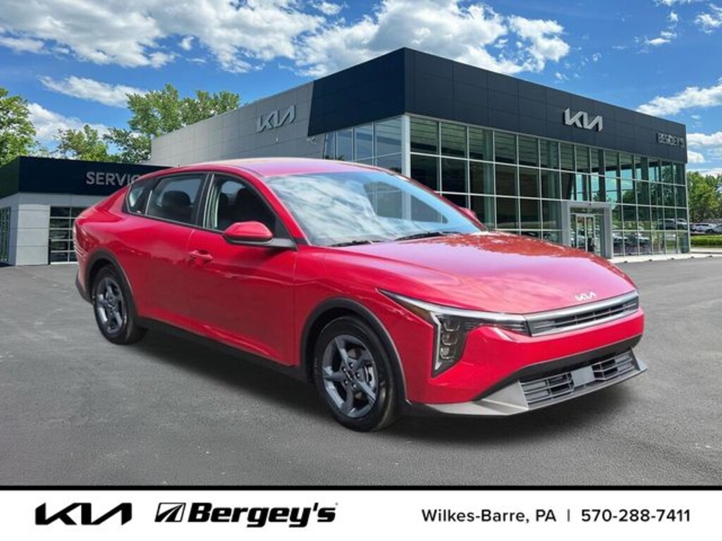 New 2026 Kia K4 LXS Sedan