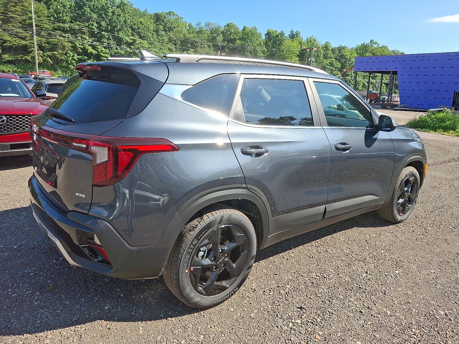 2026 Kia Seltos EX photo 3