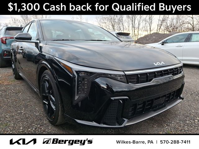 2025 Kia K4 GT-Line Turbo's photo