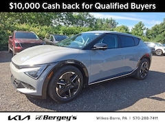 2025 Kia EV6 Wind SUV