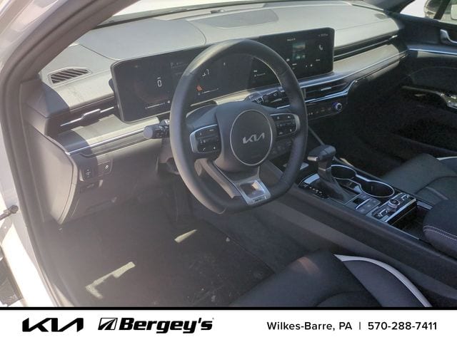 2026 Kia K5 GT-Line - Photo 13