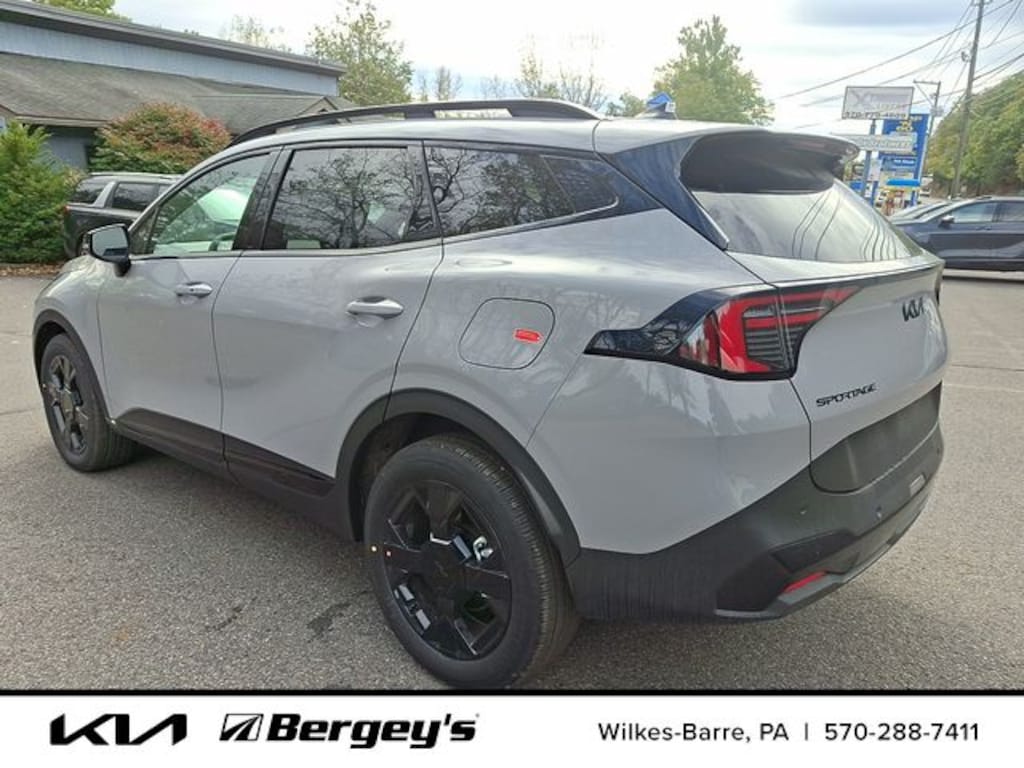 New 2026 Kia Sportage Hybrid X-Line SUV