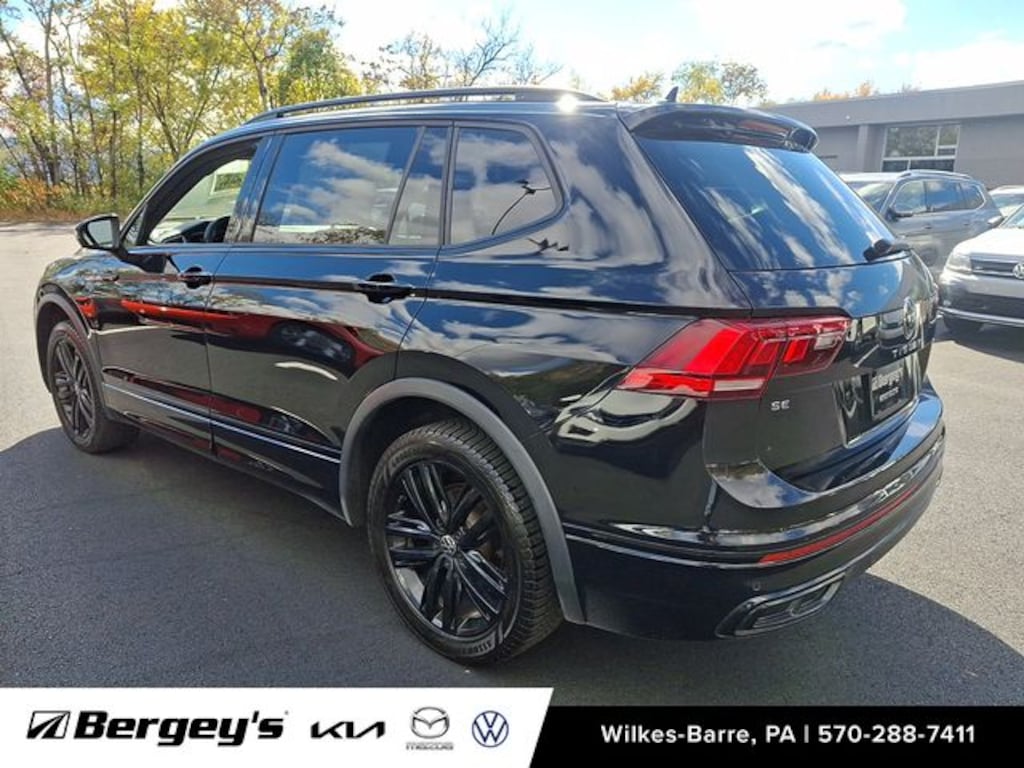 Used 2022 Volkswagen Tiguan 2.0T SE R-Line Black SUV