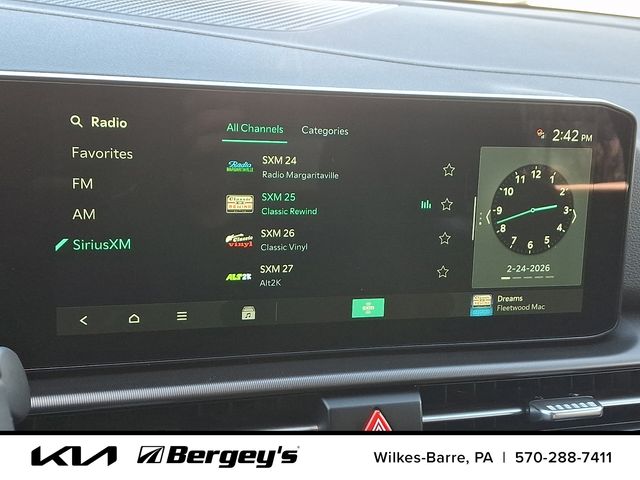 2026 Kia Sportage EX Hybrid - Photo 14