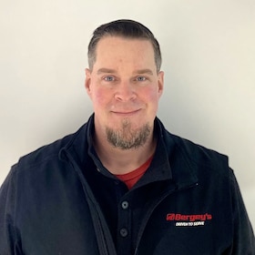 Staff member DAVID HOWELLS from af22341a7364