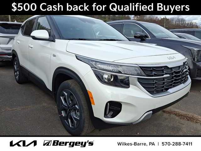 2026 Kia Seltos LX's photo