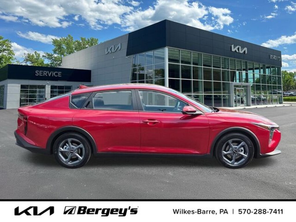 New 2026 Kia K4 LXS Sedan