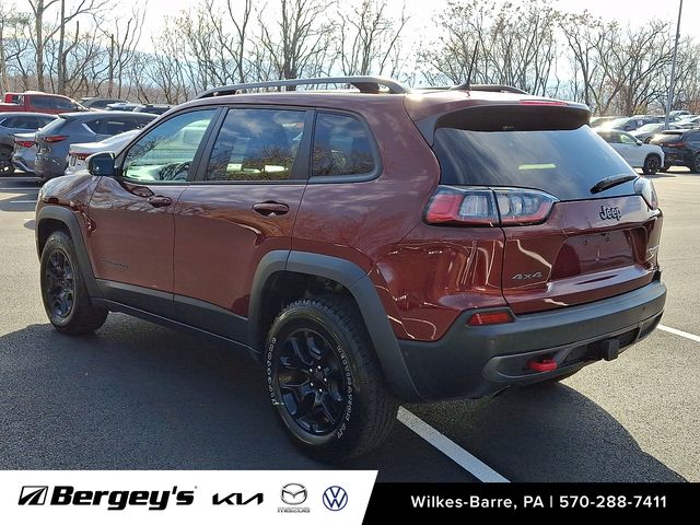 2021 Jeep Cherokee Trailhawk photo 2