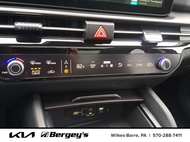 2026 Kia Sportage EX Hybrid - Photo 13