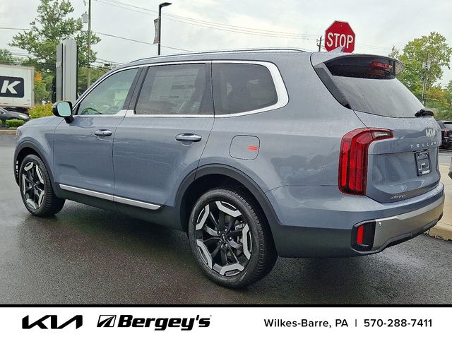 2025 Kia Telluride S photo 4
