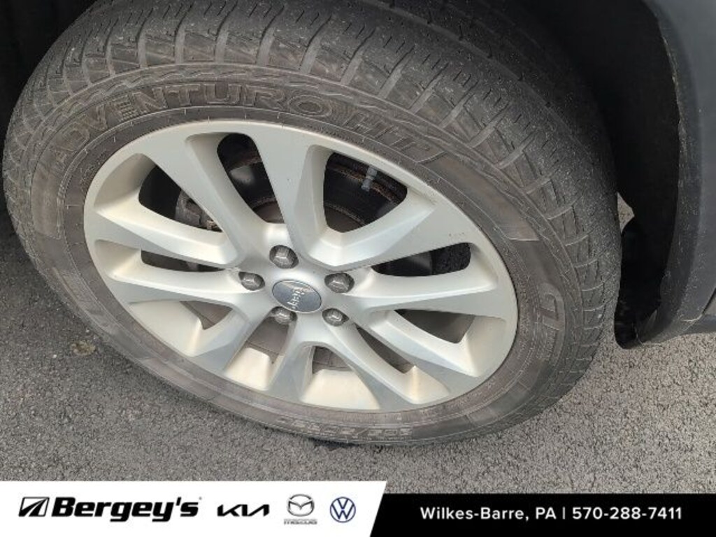 Used 2017 Jeep Grand Cherokee Limited 4x4 SUV