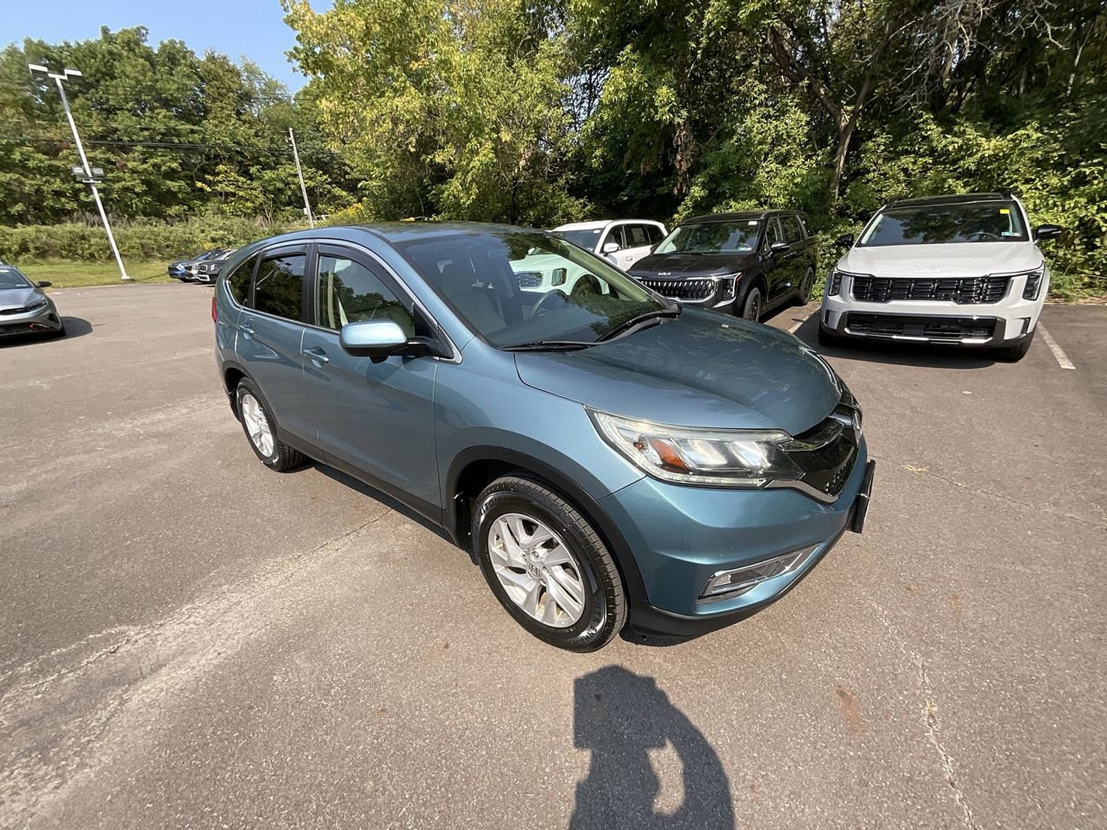 Used 2016 Honda CR-V EX with VIN 2HKRM4H57GH683573 for sale in Larksville, PA