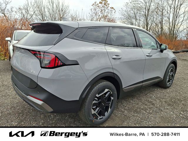 2026 Kia Sportage Hybrid S photo 3