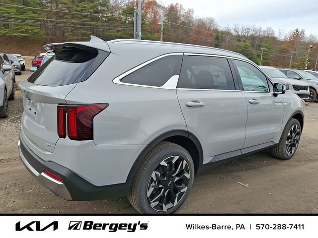 2026 Kia Sorento EX photo 4