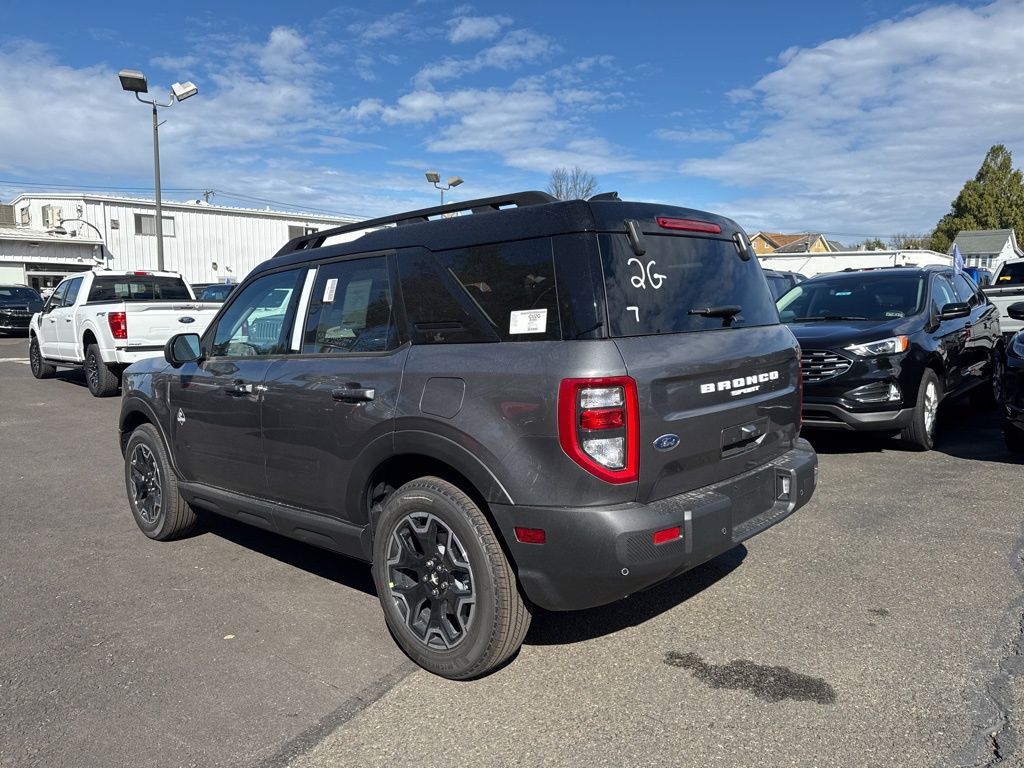 2025 Ford Bronco Sport Outer Banks photo 3