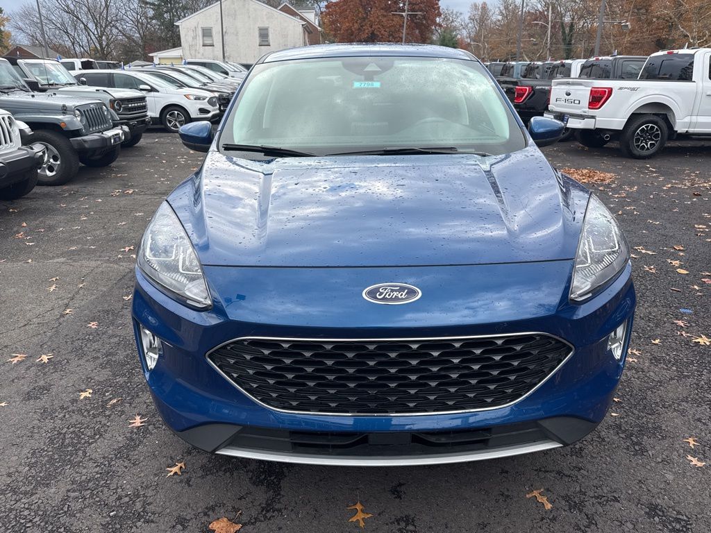 2022 Ford Escape SEL photo 2