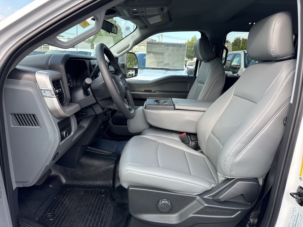 2026 Ford F-250 Super Duty XL - Photo 7