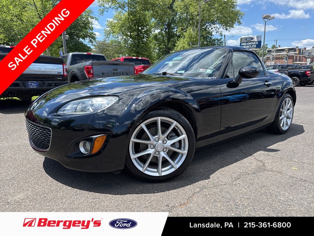 2012 Mazda MX-5 Miata Grand Touring Hard Top's photo