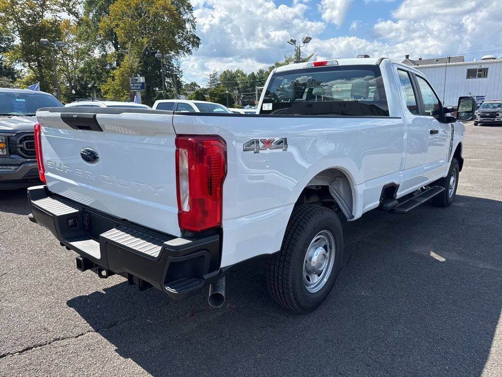 2026 Ford F-250 XL photo 2
