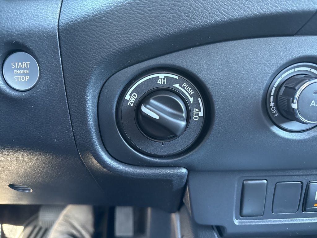 2022 Nissan Frontier SV - Photo 26