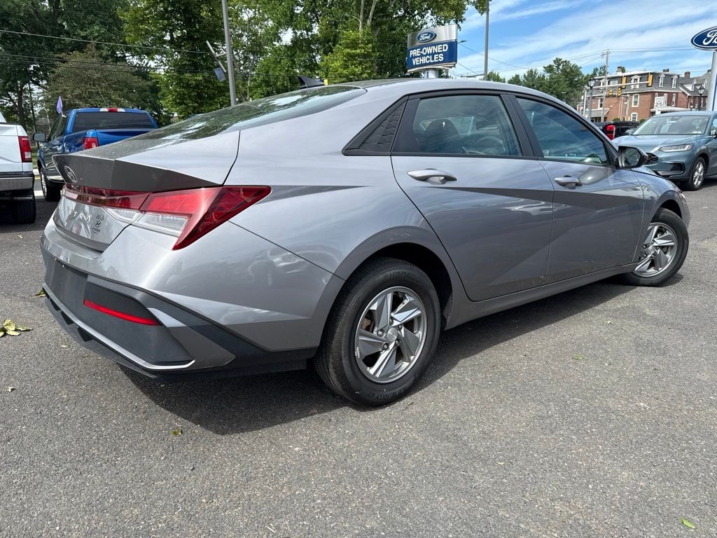 Certified 2024 Hyundai Elantra SE Sedan