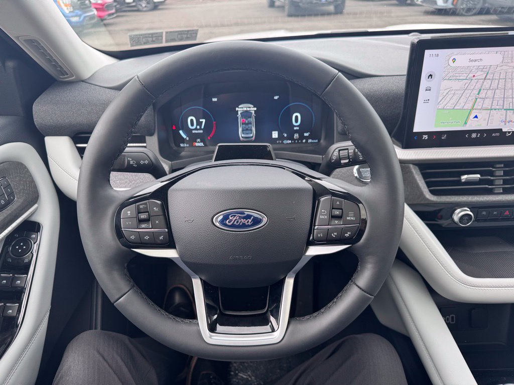 2026 Ford Explorer Platinum - Photo 14