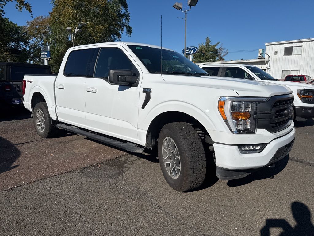 2023 Ford F-150 XLT photo 3