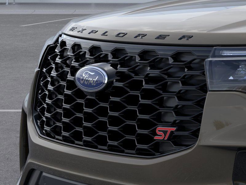 2026 Ford Explorer ST - Photo 32
