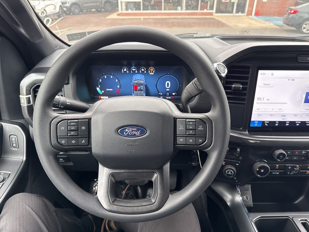 2026 Ford F-150 STX - Photo 11