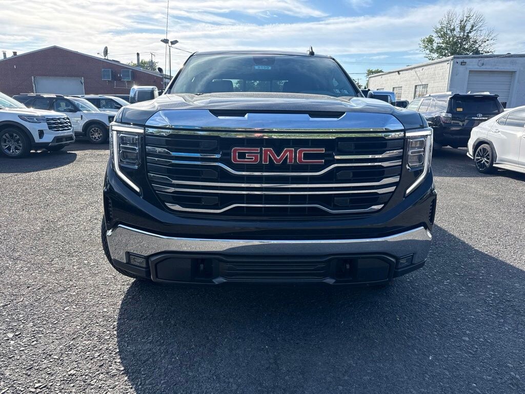 Used 2022 GMC Sierra 1500 SLT Truck Crew Cab