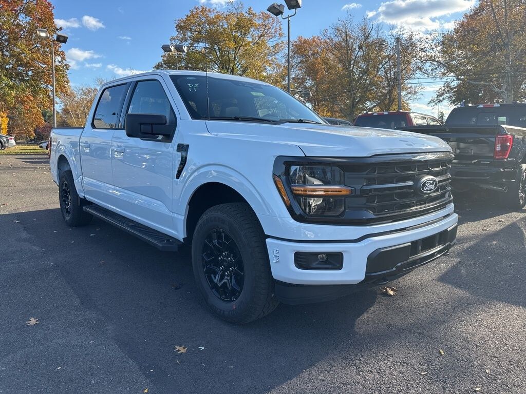New 2025 Ford F-150 XLT Truck SuperCrew Cab