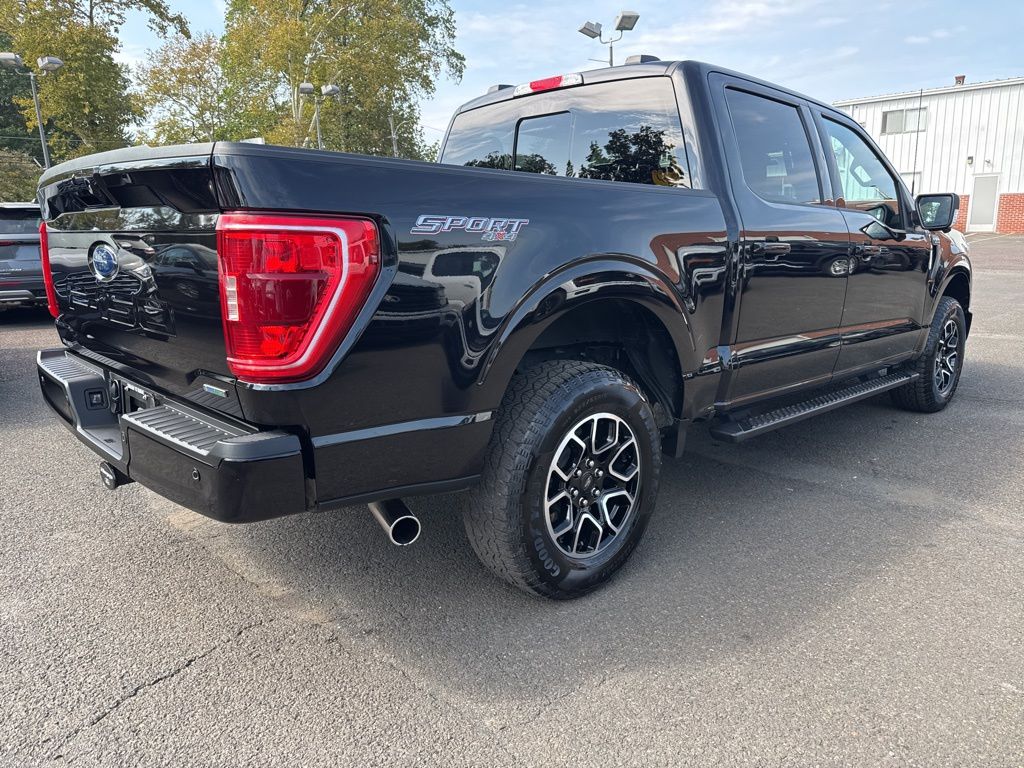 2023 Ford F-150 XLT photo 4