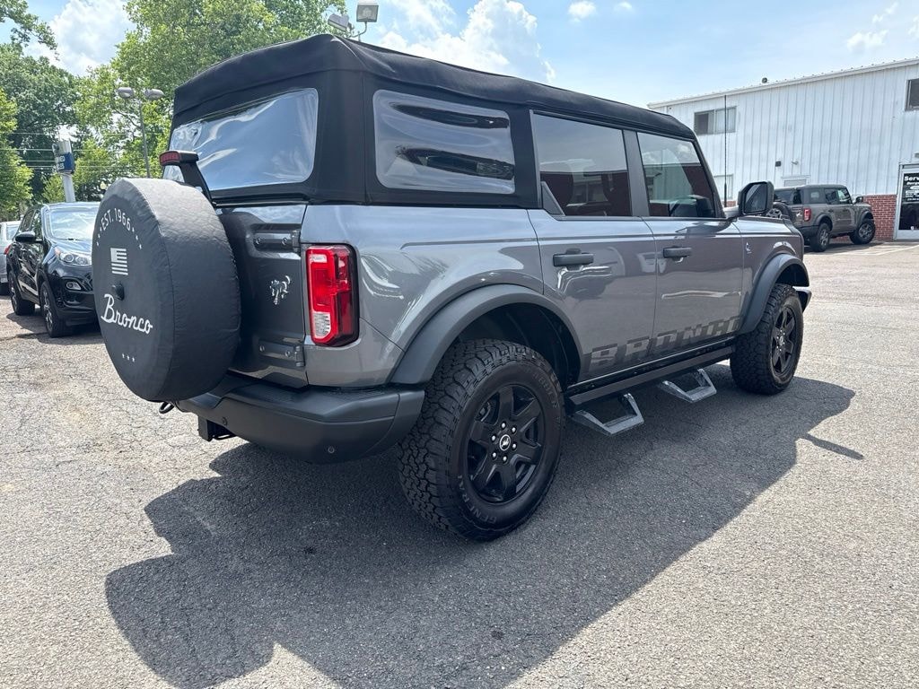 Used 2023 Ford Bronco Black Diamond SUV