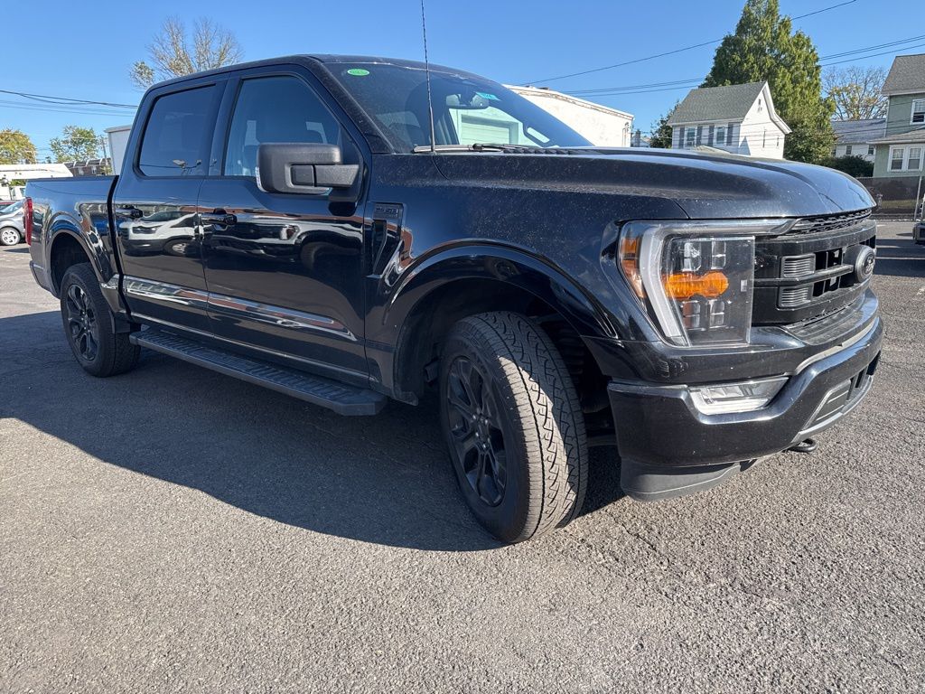 2023 Ford F-150 XLT photo 3