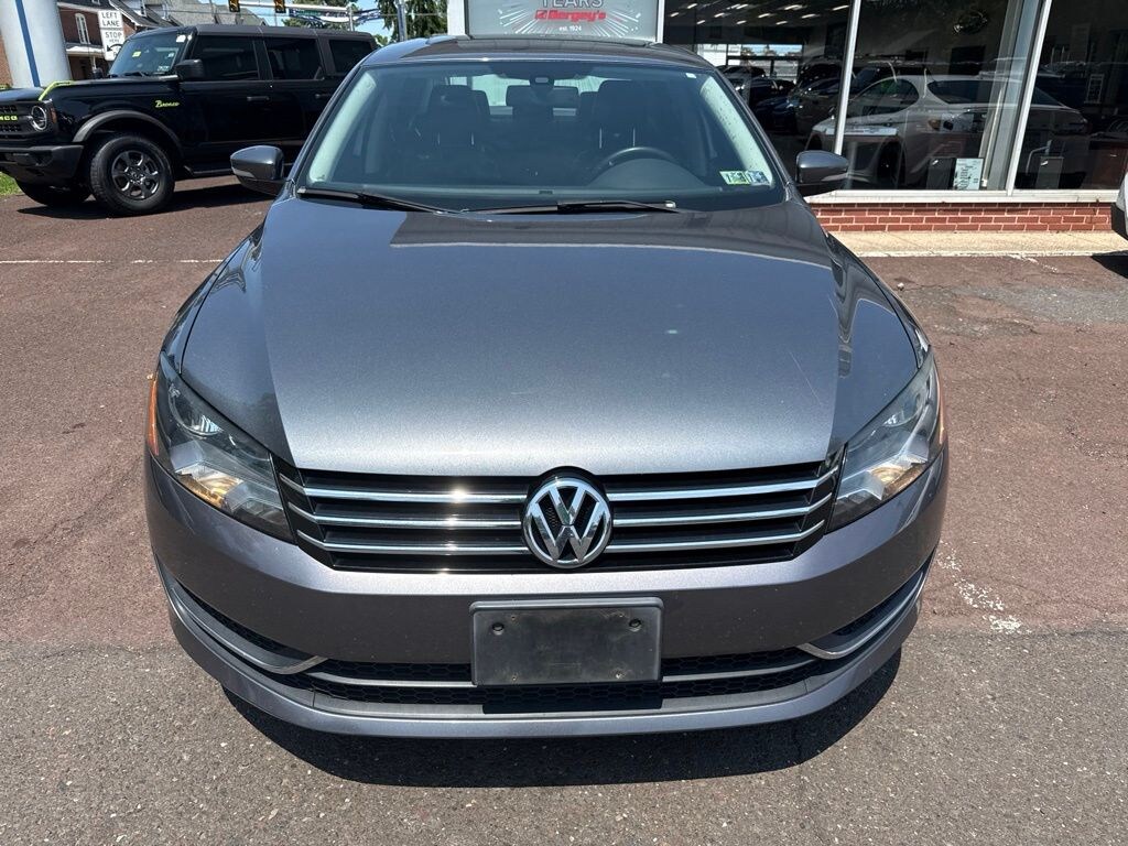 Used 2014 Volkswagen Passat 1.8T SE Sedan