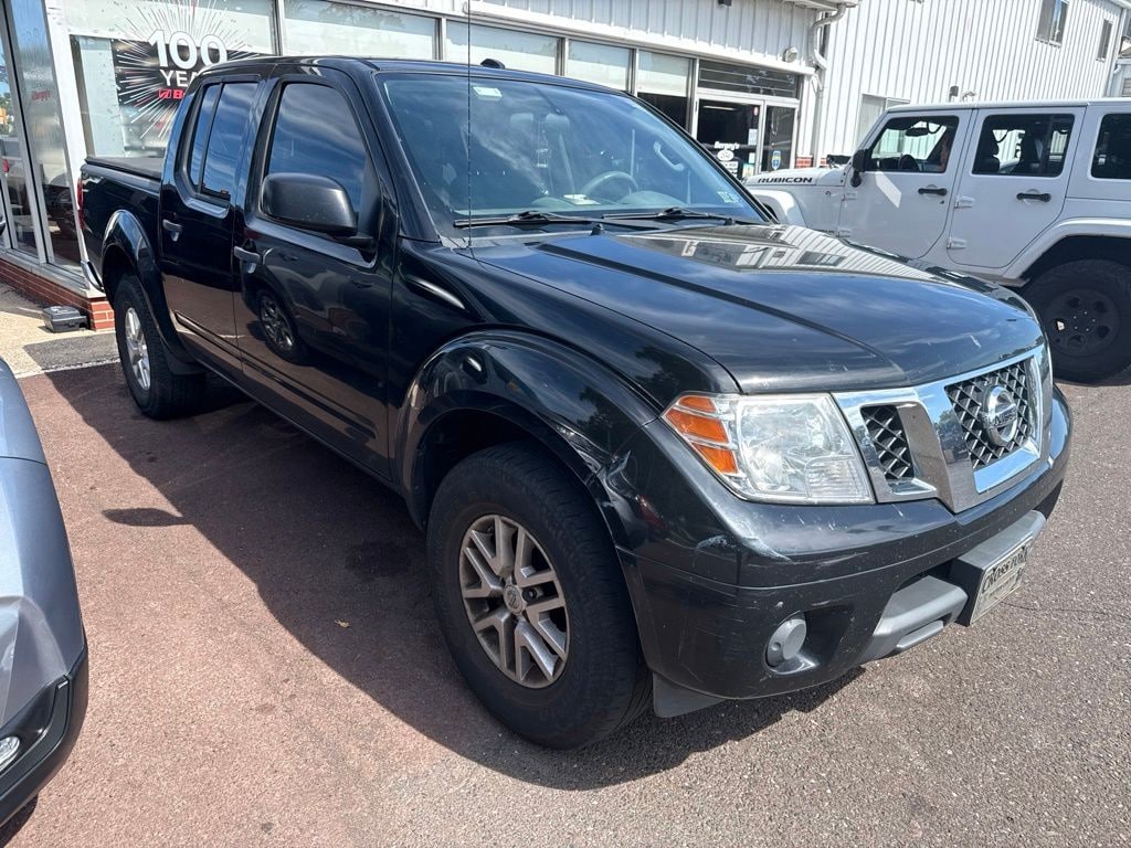 Used 2014 Nissan Frontier SV Truck Crew Cab
