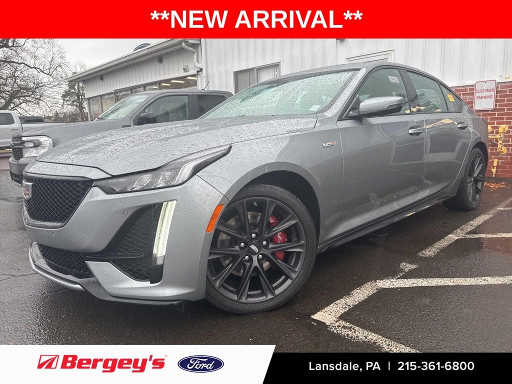 2023 Cadillac CT5 V-Series's photo