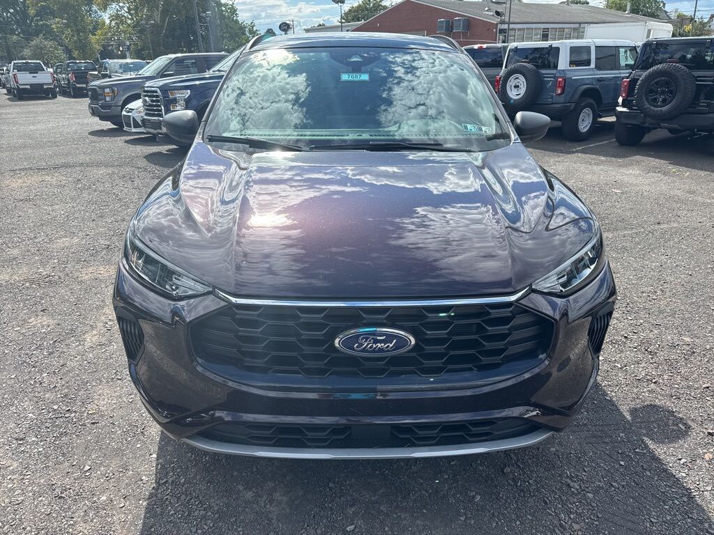 Used 2023 Ford Escape ST-Line -Tech Pack, Cold Weather, Pano, Remote Start SUV