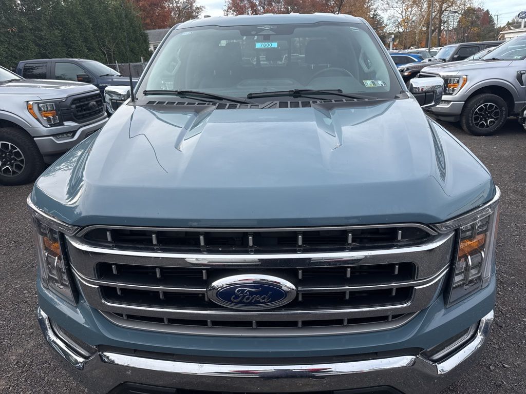 2023 Ford F-150 Lariat photo 2