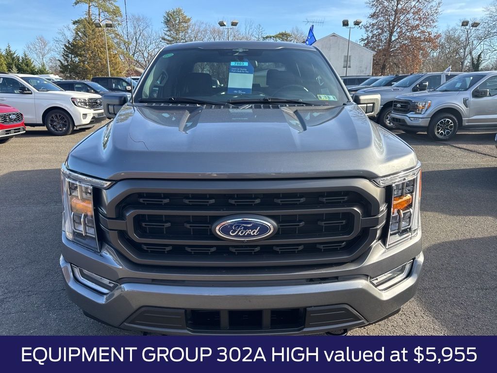 2023 Ford F-150 XLT photo 2